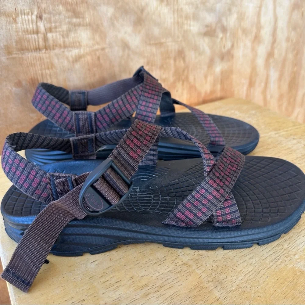 Chaco Z/1 Adjustable Strap Sport Hiking Water Sandal Red Gray